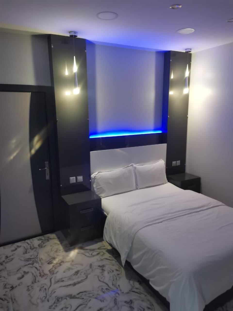 Hotel Marina Suhár Exteriér fotografie